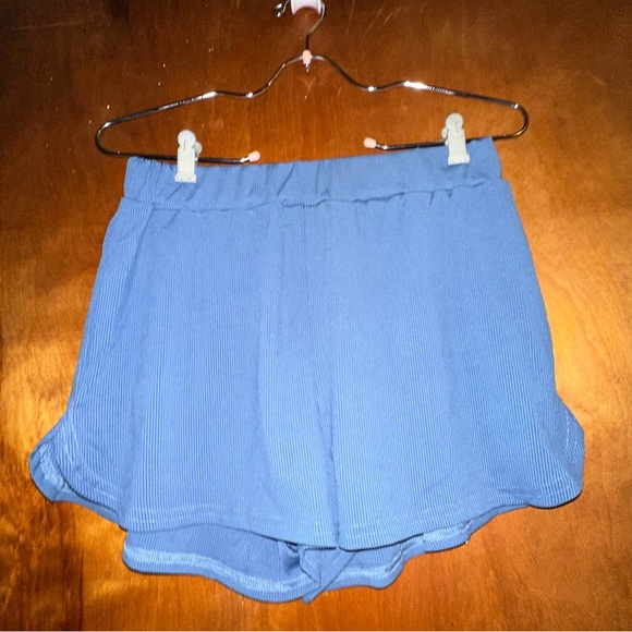 Women's 2 Piece Lounge Set Long Sleeve/Shorts Blue size Small - Picture 2 of 8